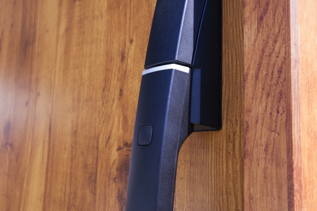 電子キーの電池切れで家に入れない時の解決法と交換のポイント